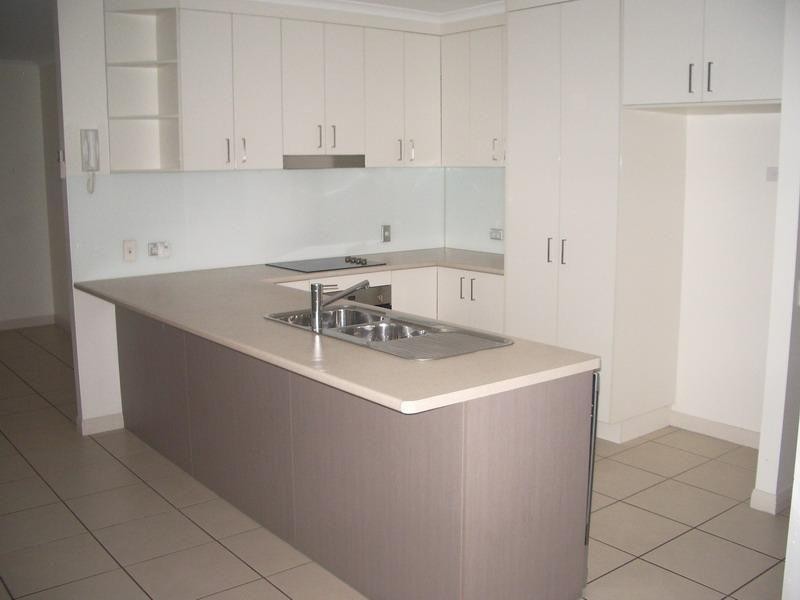 33/230 Pulgul Street, Urangan QLD 4655