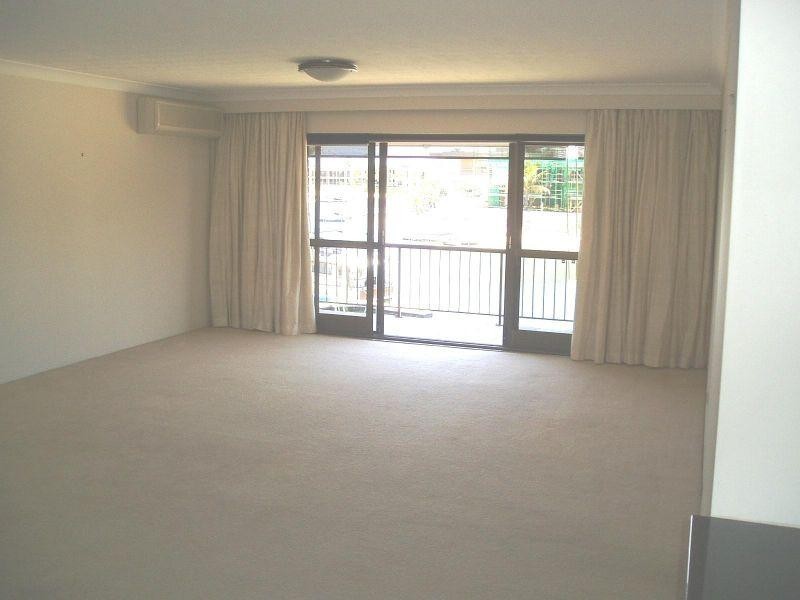 22 Commodore Drive, Paradise Waters QLD 4217