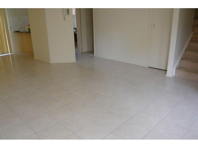 71/2 Bos Drive, Coomera QLD 4209