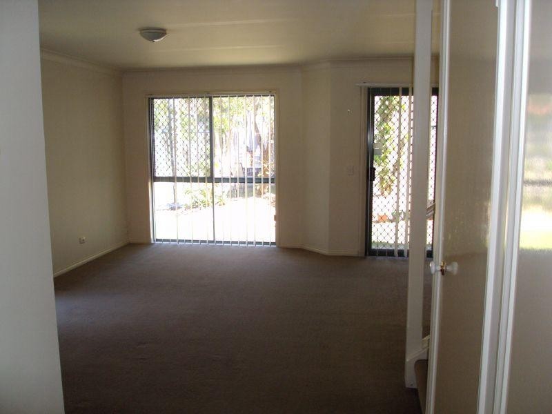4-11/87-91   Heeb Street, Ashmore QLD 4214