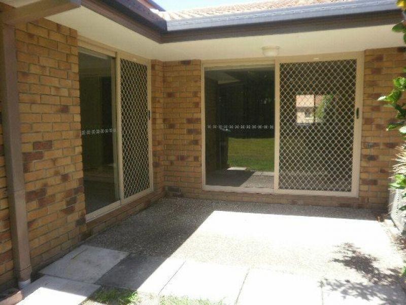 461 Pine Ridge Road, Runaway Bay QLD 4216