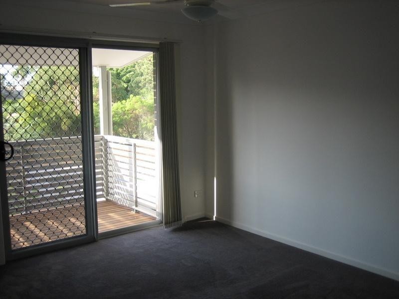 19 Russell Street, Everton Park QLD 4053