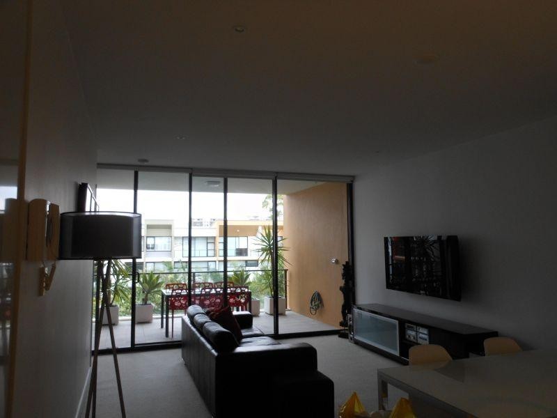 10 Pidgeon Close, West End QLD 4101
