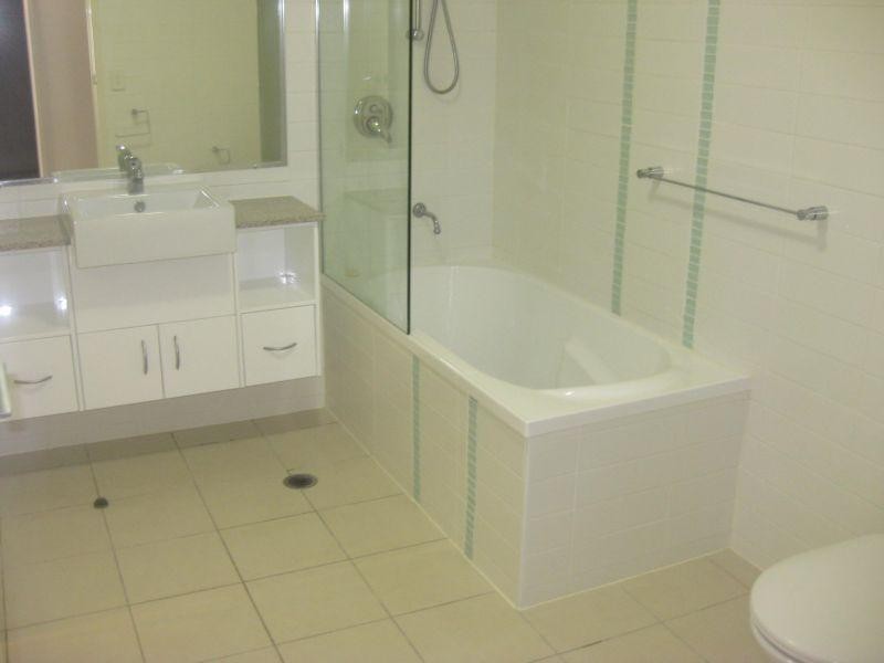 32/24 Allwood Street, Indooroopilly QLD 4068