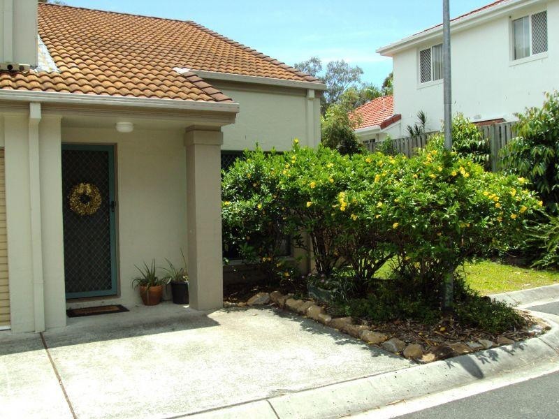 1-8/87-91   Heeb Street, Ashmore QLD 4214
