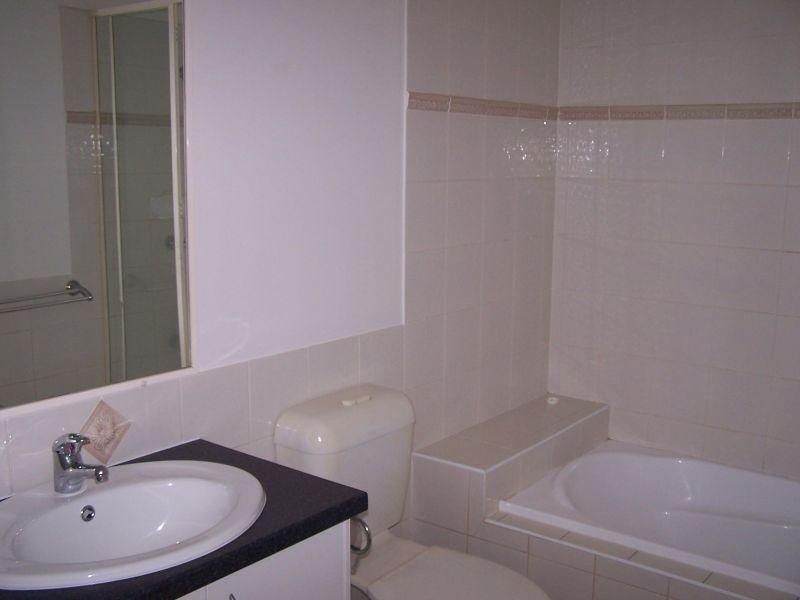 86/316 Long Street, Graceville QLD 4075