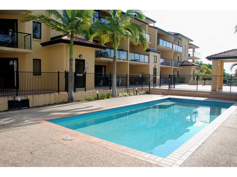 12 Lloyd Street, Southport QLD 4215