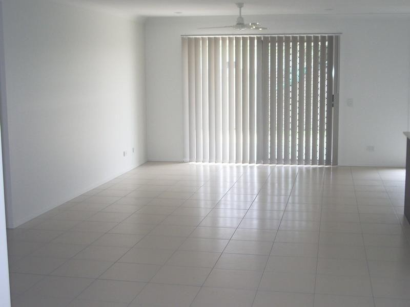 120/230 Pulgul Street, Urangan QLD 4655