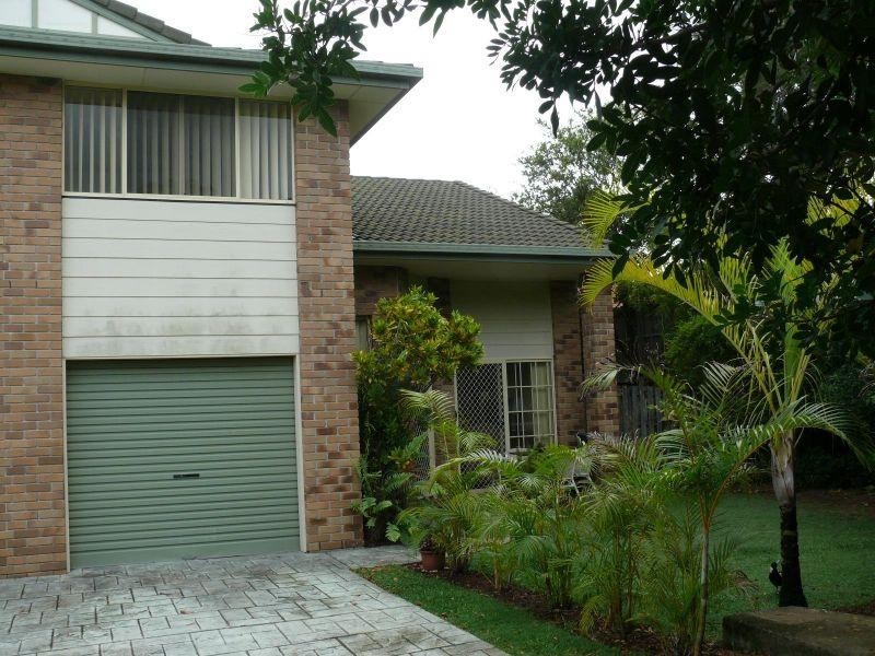 1A Alison Road, Carrara QLD 4211