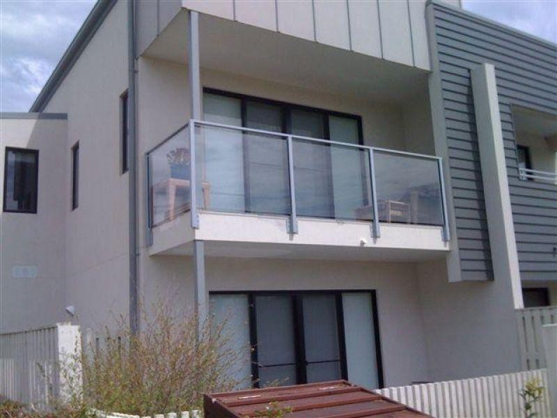 2 Inland Drive, Tugun QLD 4224