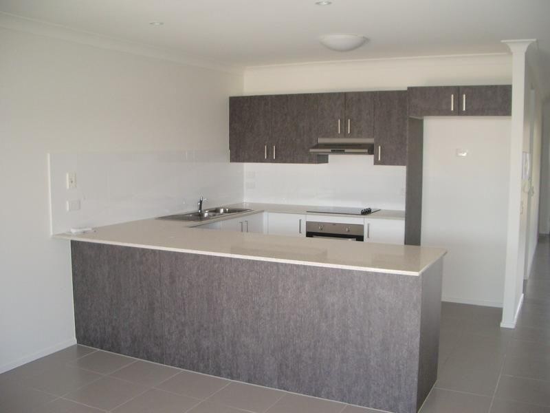 114/230 Pulgul Street, Urangan QLD 4655