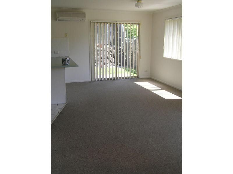 1A Alison Road, Carrara QLD 4211