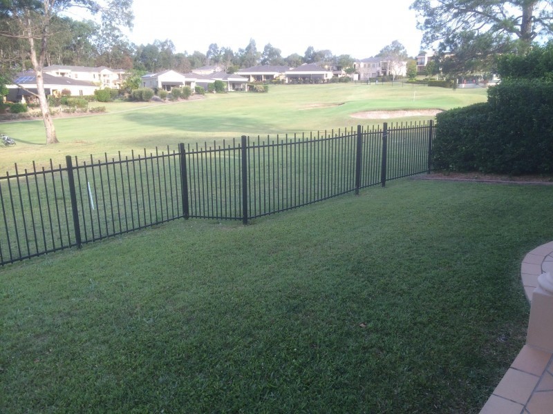 433  Brisbane Road, Arundel QLD 4214