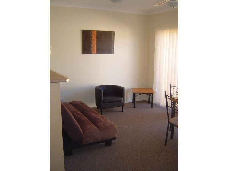 19/7-13 Barranbali Street, Chevron Island QLD 4217
