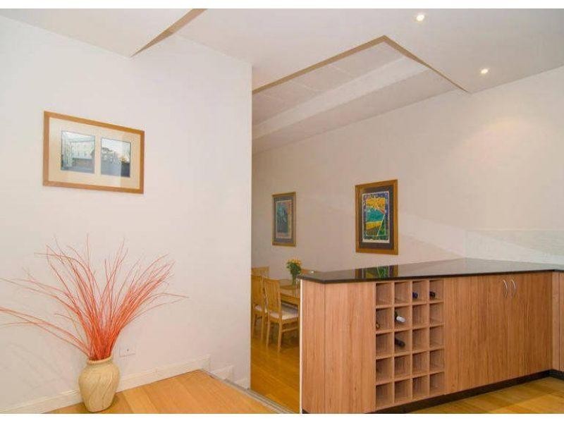 24 Macquarie Street, Teneriffe QLD 4005