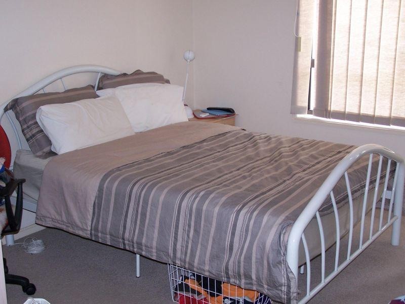 16-24 Purli Street, Chevron Island QLD 4217