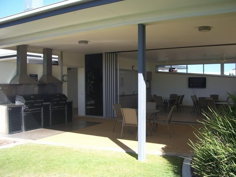 34/230 Pulgul Street, Urangan QLD 4655