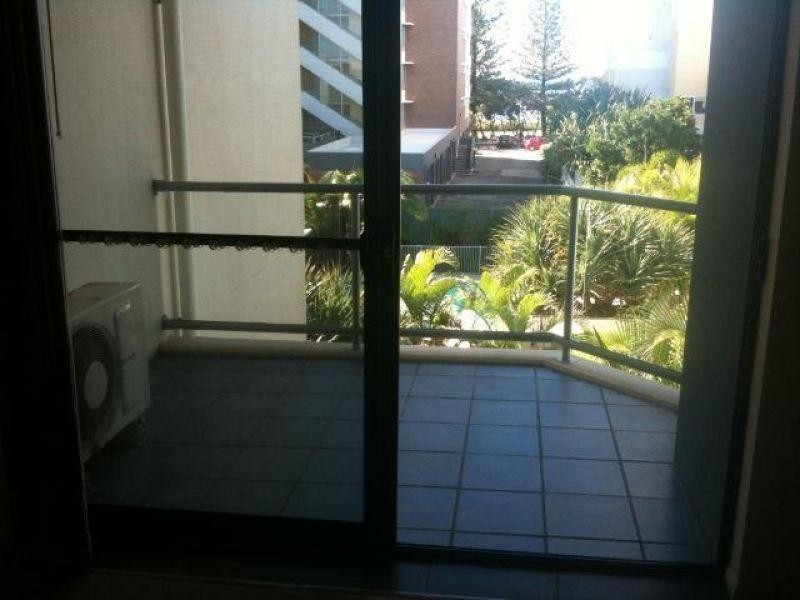 29/6 Fifth Avenue, Burleigh Heads QLD 4220