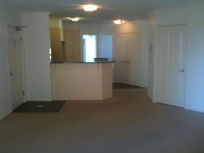 29/6 Fifth Avenue, Burleigh Heads QLD 4220