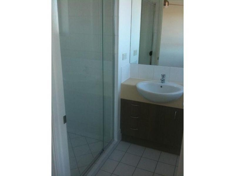 29/6 Fifth Avenue, Burleigh Heads QLD 4220