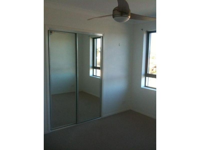 29/6 Fifth Avenue, Burleigh Heads QLD 4220