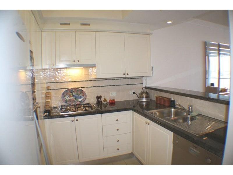 67/32 Macrossan Street, Brisbane QLD 4000