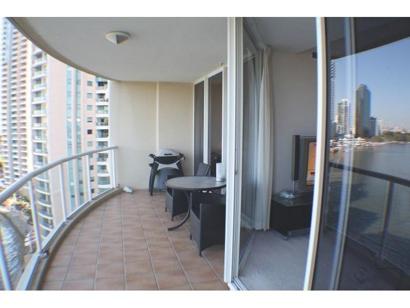 67/32 Macrossan Street, Brisbane QLD 4000