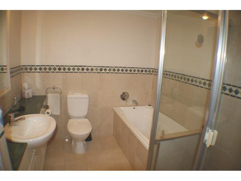 67/32 Macrossan Street, Brisbane QLD 4000