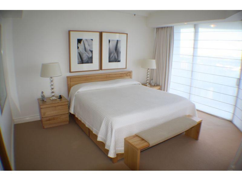 165/32 Macrossan Street, Brisbane QLD 4000