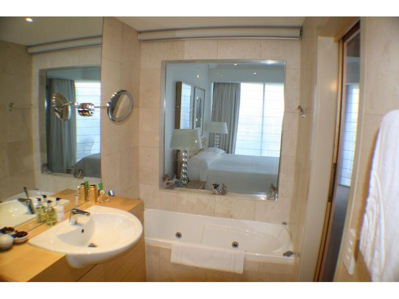 165/32 Macrossan Street, Brisbane QLD 4000