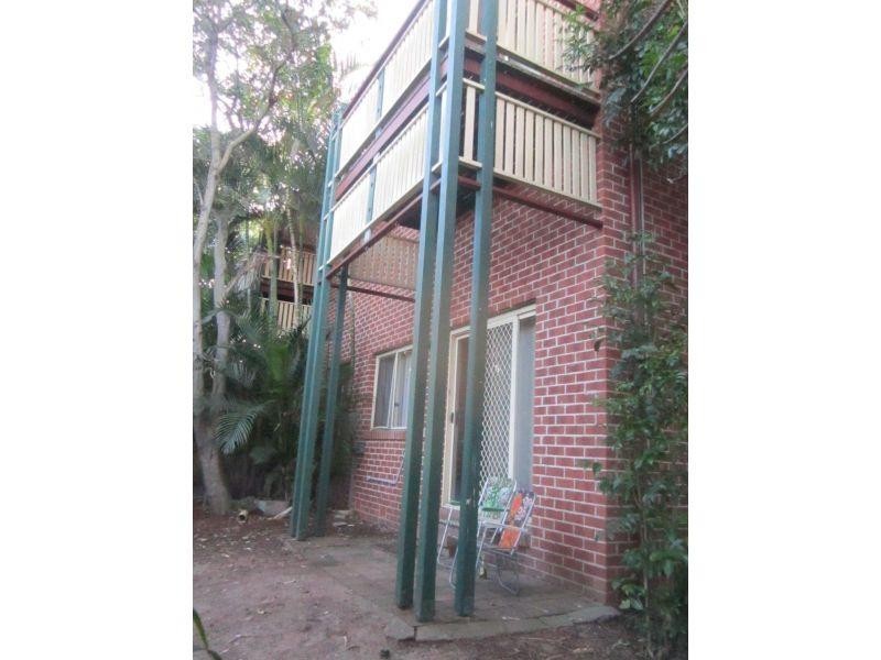 100 Racecourse Road, Bundall QLD 4217