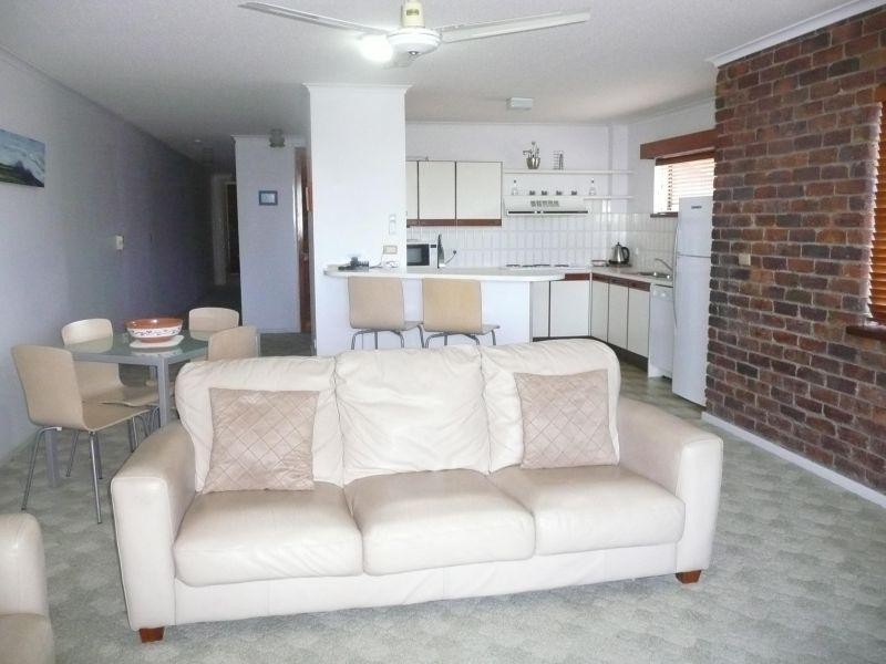 97 Sylvan Beach Esplanade, Bellara QLD 4507