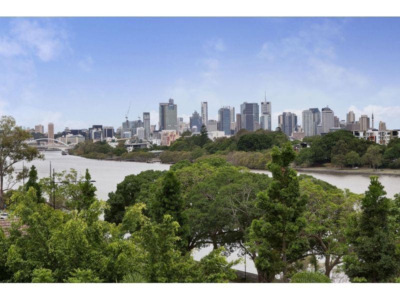 9 Sylvan Road, Toowong QLD 4066