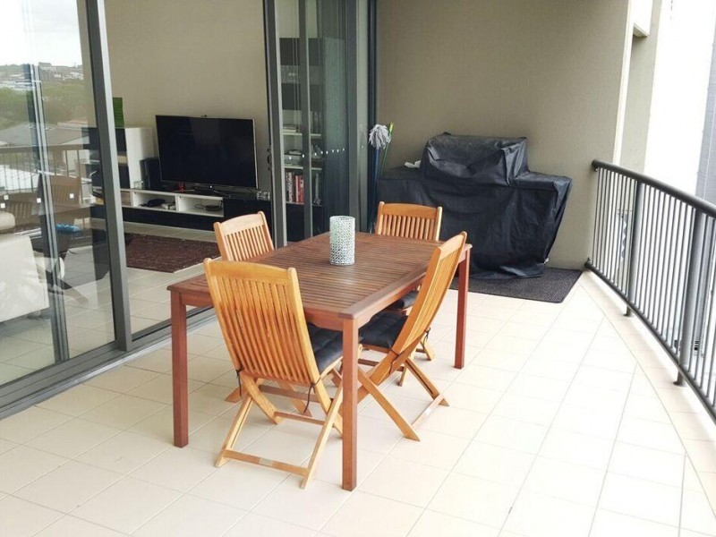 1081/18 Manning Street, Milton QLD 4064