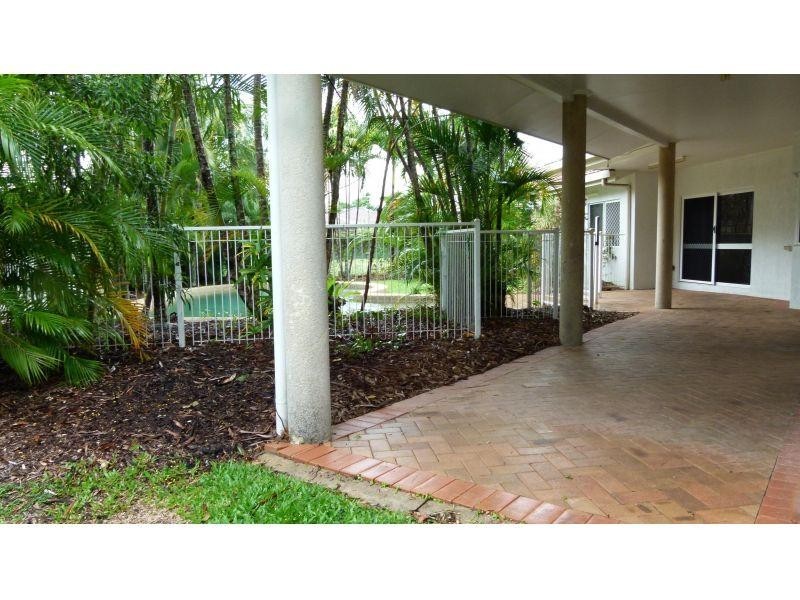 45 Stream Ave /79 Spence Street, Cairns QLD 4870