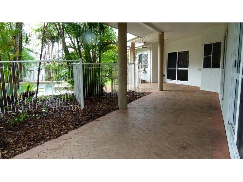 45 Stream Ave /79 Spence Street, Cairns QLD 4870
