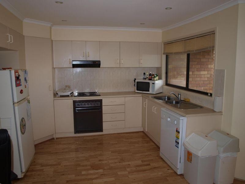 Unit 61/12 Landau Court, Miami QLD 4220