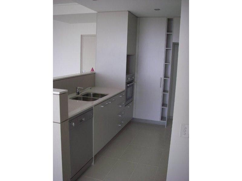 Robina/9 Moores Cresent, Varsity Lakes QLD 4227