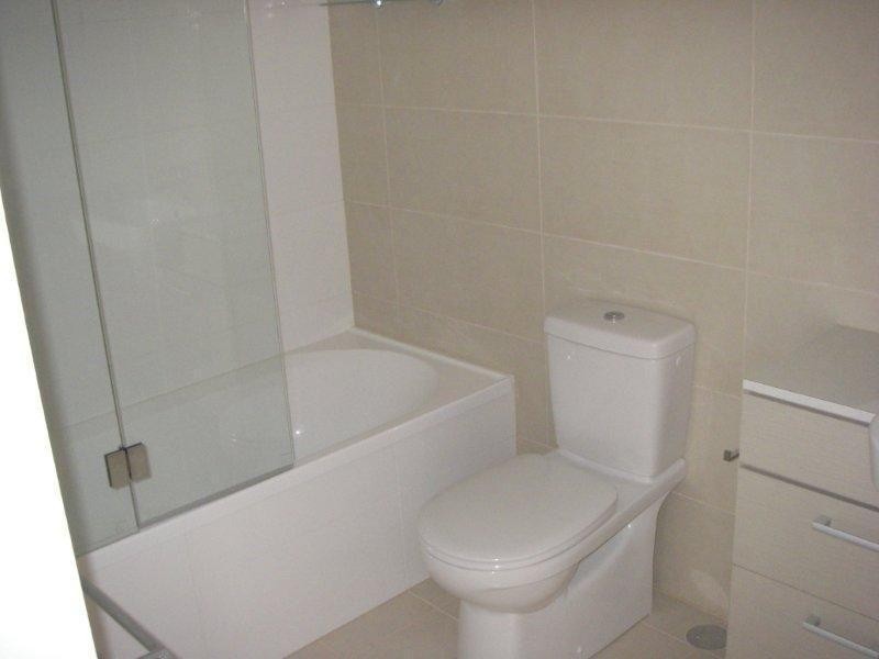 Robina/9 Moores Cresent, Varsity Lakes QLD 4227