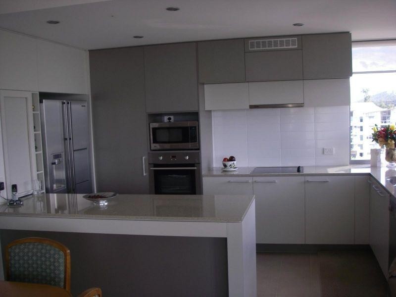38 RIVERWALK AV/9 Moores Cresent, Varsity Lakes QLD 4227