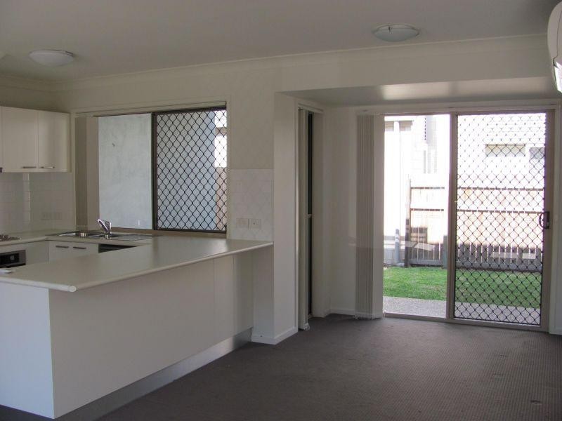 4/30  Fleet Drive, Kippa-ring QLD 4021
