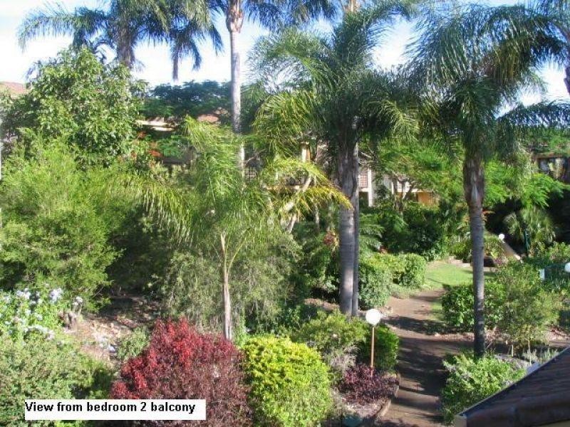 111 Markeri Street, Mermaid Waters QLD 4218