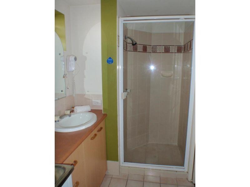 106 Marine Parade, Southport QLD 4215