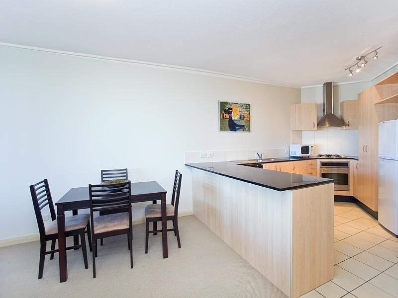 9 Sylvan Road, Toowong QLD 4066