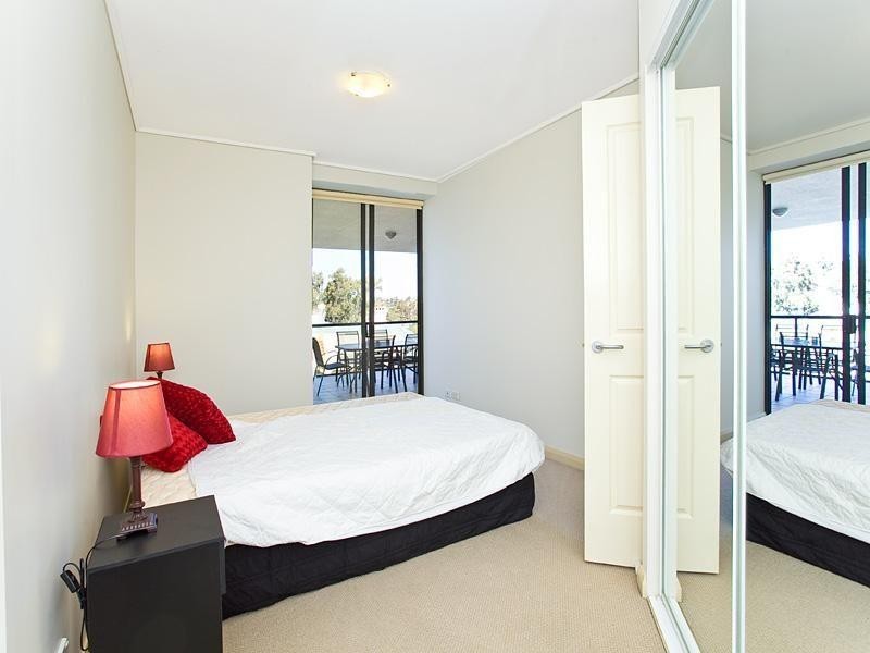 9 Sylvan Road, Toowong QLD 4066