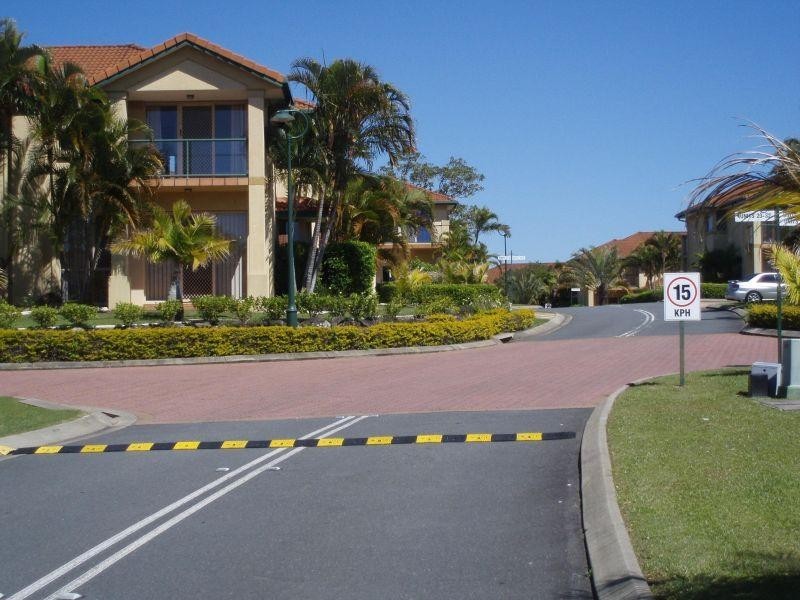 152 Palm Meadows Drive, Carrara QLD 4211