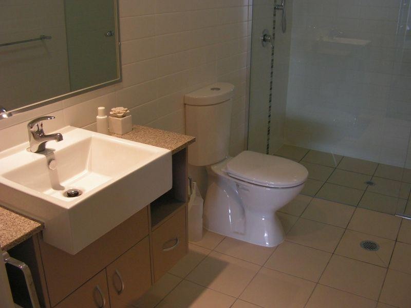 8/24 Allwood Street, Indooroopilly QLD 4068