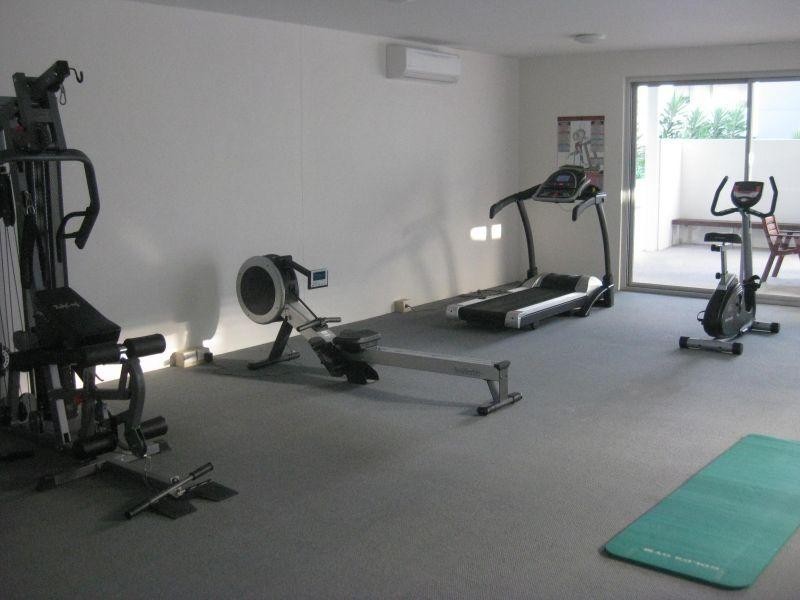 8/24 Allwood Street, Indooroopilly QLD 4068