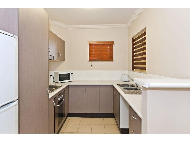 Mooroobool QLD 4870