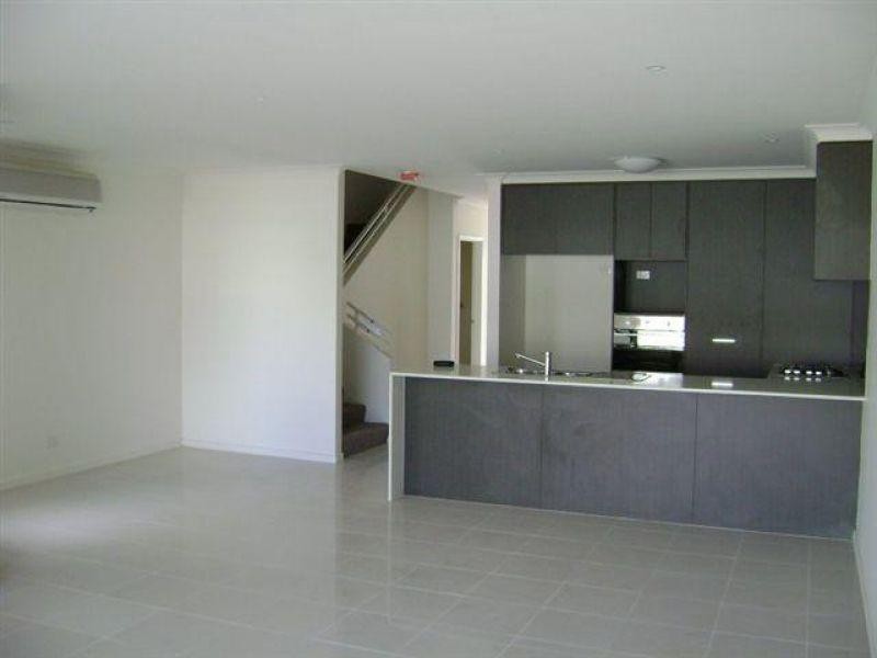 2 Inland Drive, Tugun QLD 4224